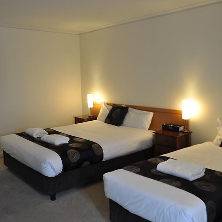 Albury Burvale Motor Inn Esterno foto