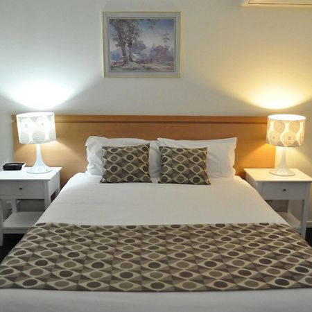 Albury Burvale Motor Inn Esterno foto