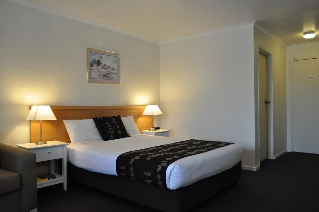 Albury Burvale Motor Inn Esterno foto