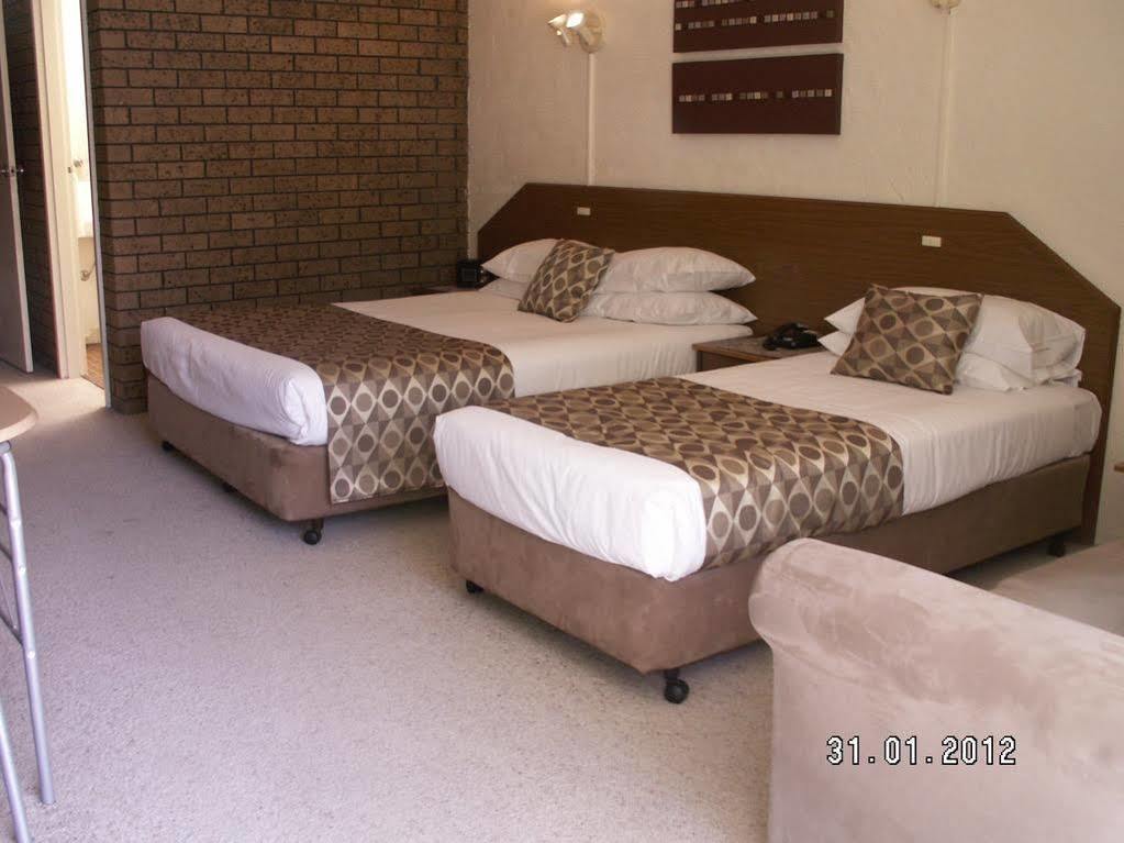 Albury Burvale Motor Inn Esterno foto