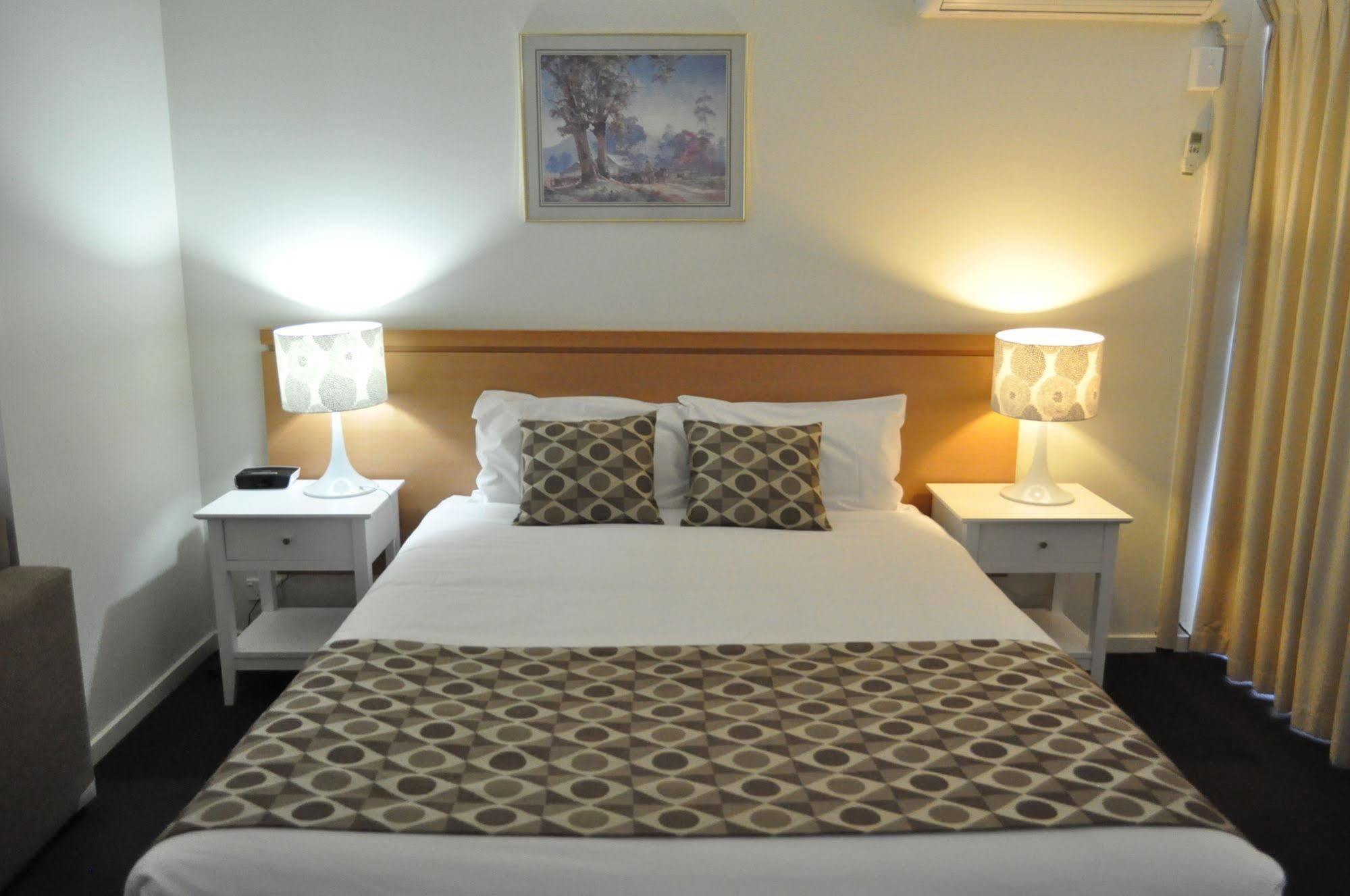 Albury Burvale Motor Inn Esterno foto