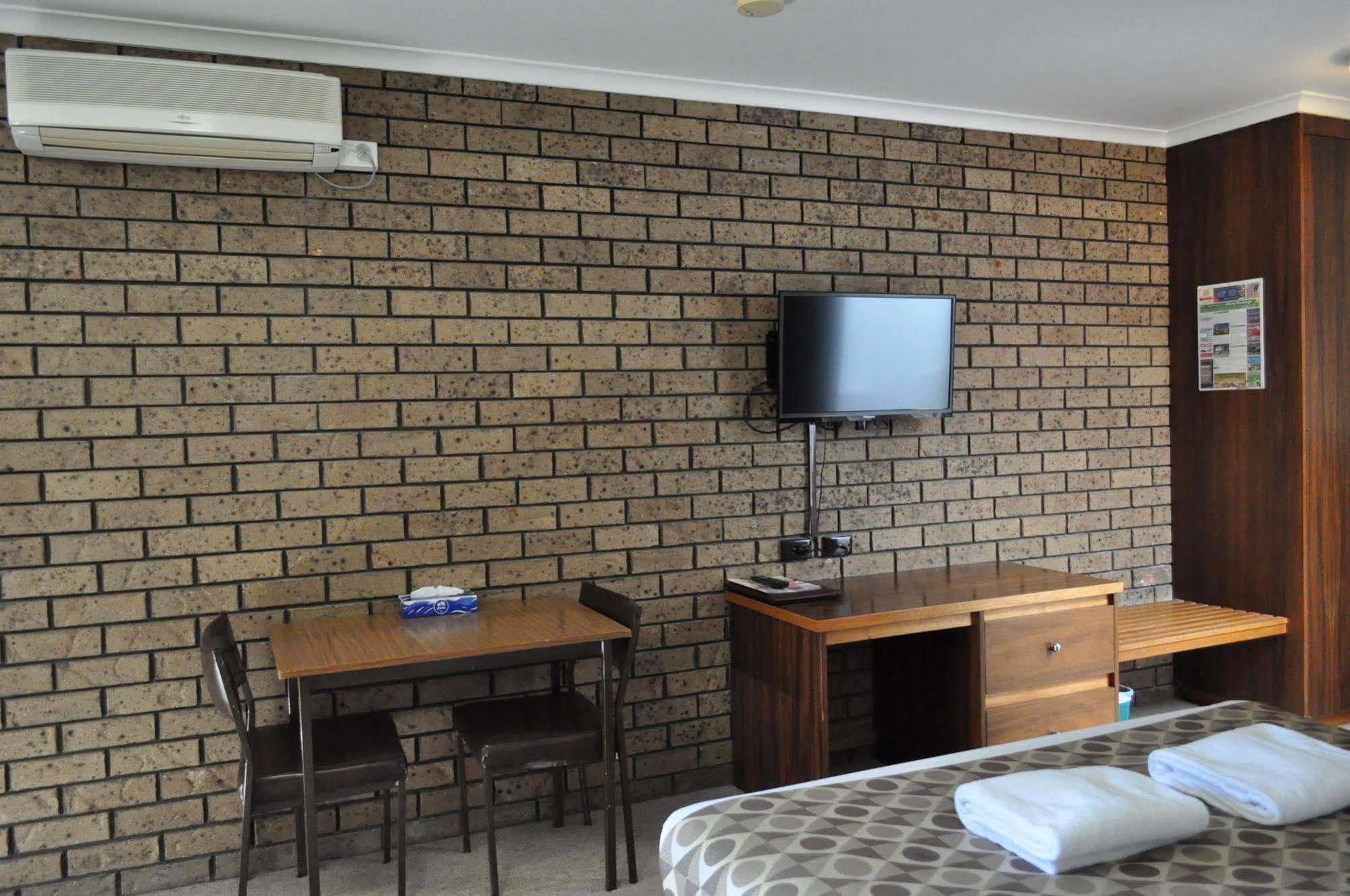 Albury Burvale Motor Inn Esterno foto