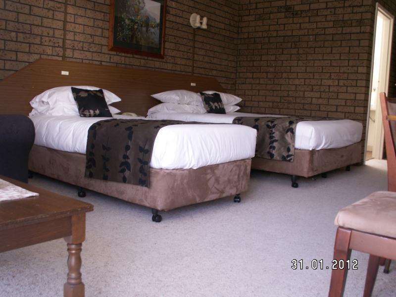 Albury Burvale Motor Inn Esterno foto
